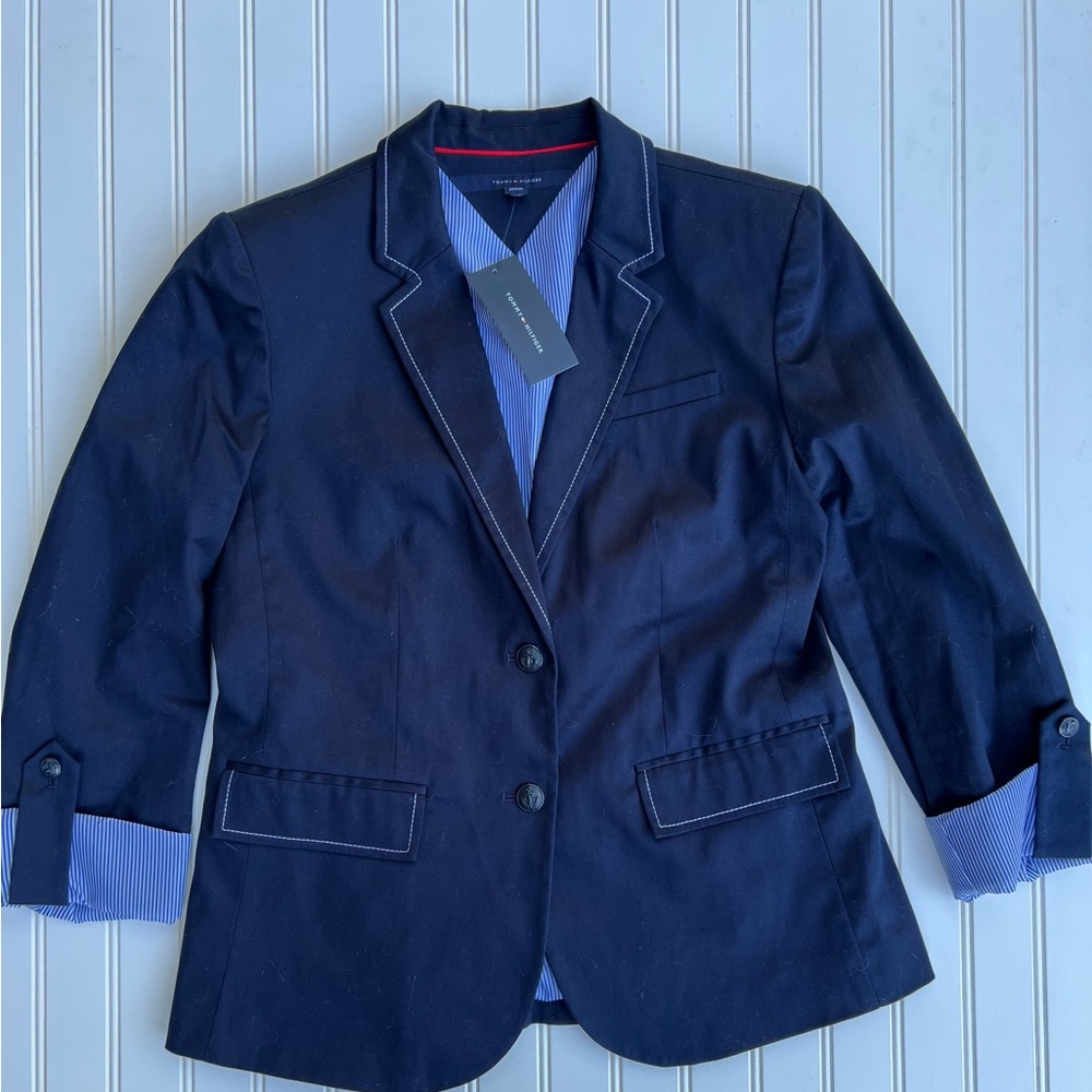 NWT Tommy Hilfiger women’s blazer Size 8